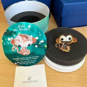 NWT—- Swarovski lovelots Zodiac Kiki the monkey Crystal with original box